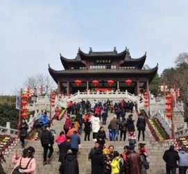 贺州湖北旅游攻略(七月湖北旅游攻略)
