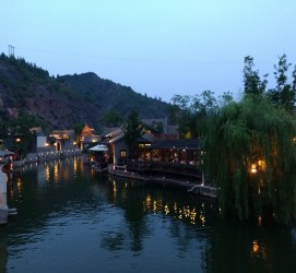 贺州古北水镇攻略(古北水镇温泉攻略)