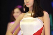 贺州成都特大模特兼职**(成都服拆模特兼职是实的吗)