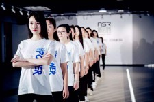 贺州南京少儿模特兼职(南京潮童星少儿模特培训地址)