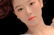贺州韩国模特(韩国模特大赛 你喜欢几号)