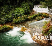 贺州去哪里旅游好(七月八月去哪里旅游好)