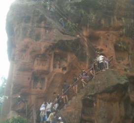 贺州乐山旅游攻略(乐山旅游攻略自由行路线推荐)