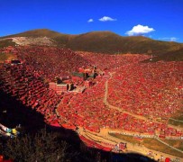 贺州色达旅游攻略(成都到色达旅游攻略)