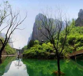 贺州周边旅游攻略(三星堆周边旅游攻略)