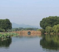 贺州杭州游玩攻略(无锡到杭州游玩攻略)