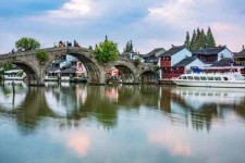 贺州上海旅游攻略(上海旅游攻略手抄报)