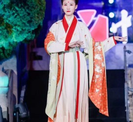 贺州汉服模特是哪种兼职的吗(网上雇用古拆汉服模特可信吗)