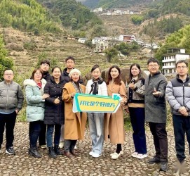 贺州商务伴游招聘 潮声丨百万年薪聘导游 浙江一座县城的“千金买马”记