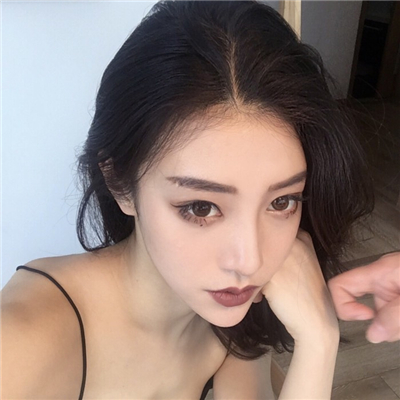 贺州伴游女生寒莱的资料