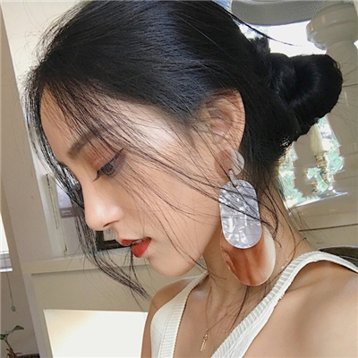 贺州伴游女生张悦然的资料