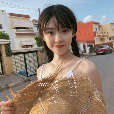 贺州伴游女生李梓萱的资料