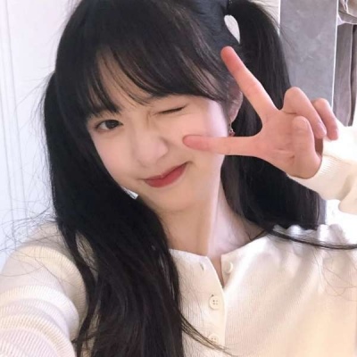贺州伴游女生李欣怡的资料
