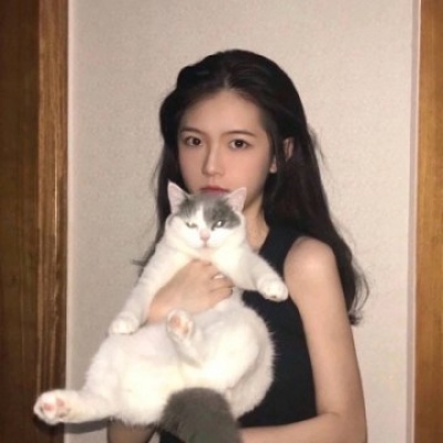 贺州伴游女生杨芃寒的资料
