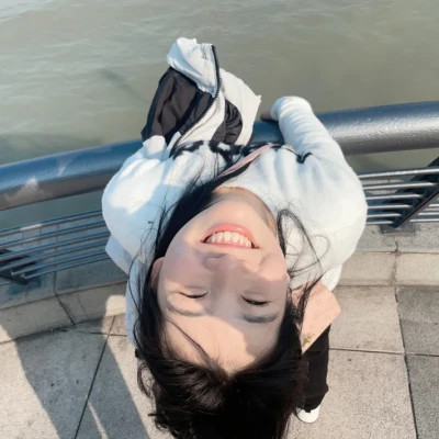 贺州伴游女生李琳洁的资料