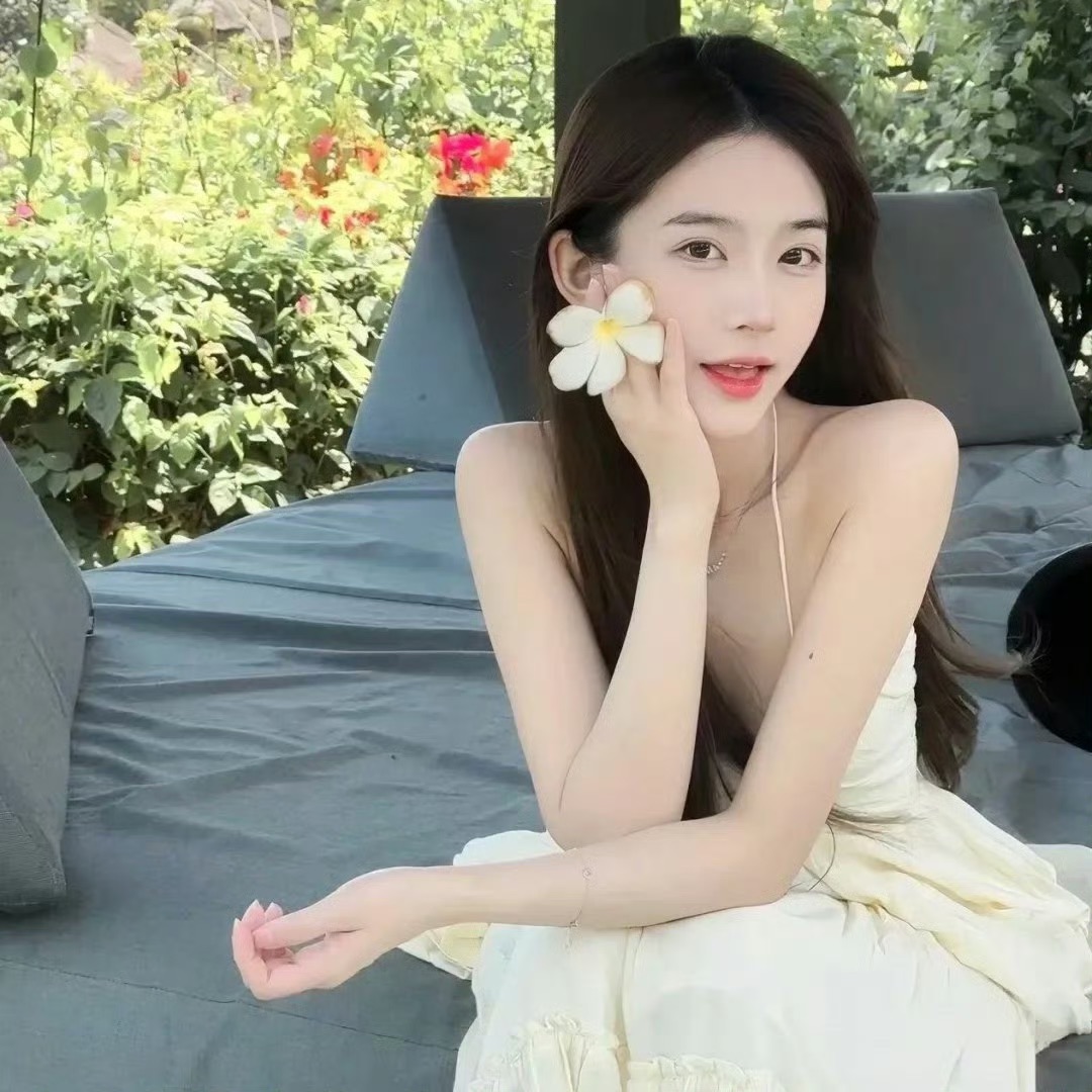 贺州伴游女生Claire的资料