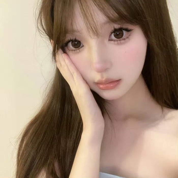 贺州伴游女生星晚的资料