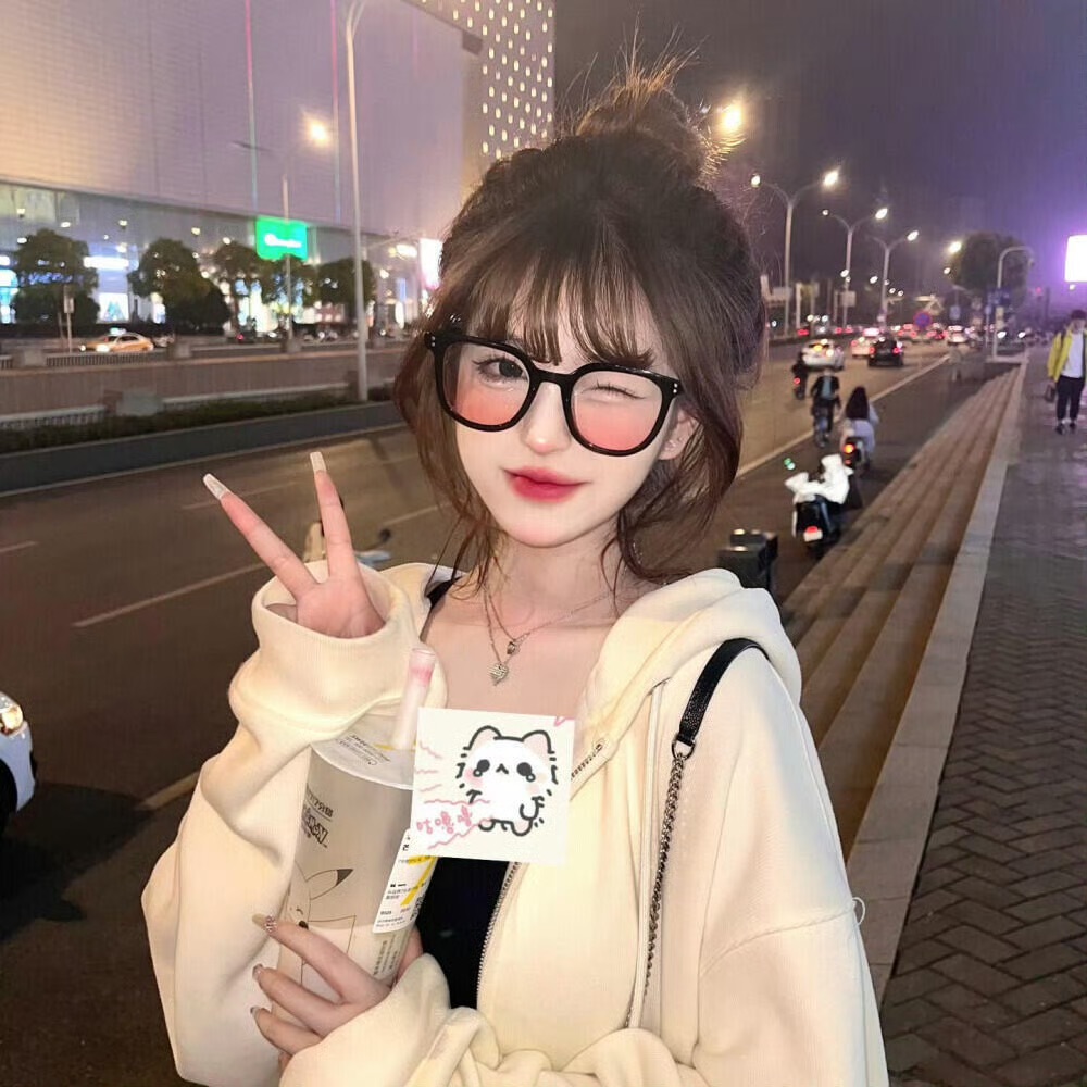 贺州伴游女生KIKI的资料