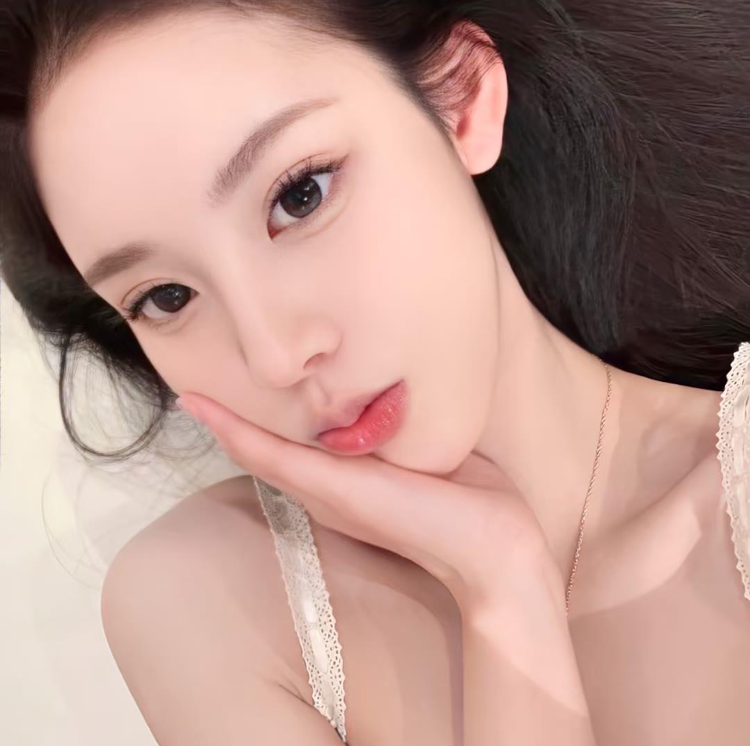 贺州伴游女生佛白易的资料