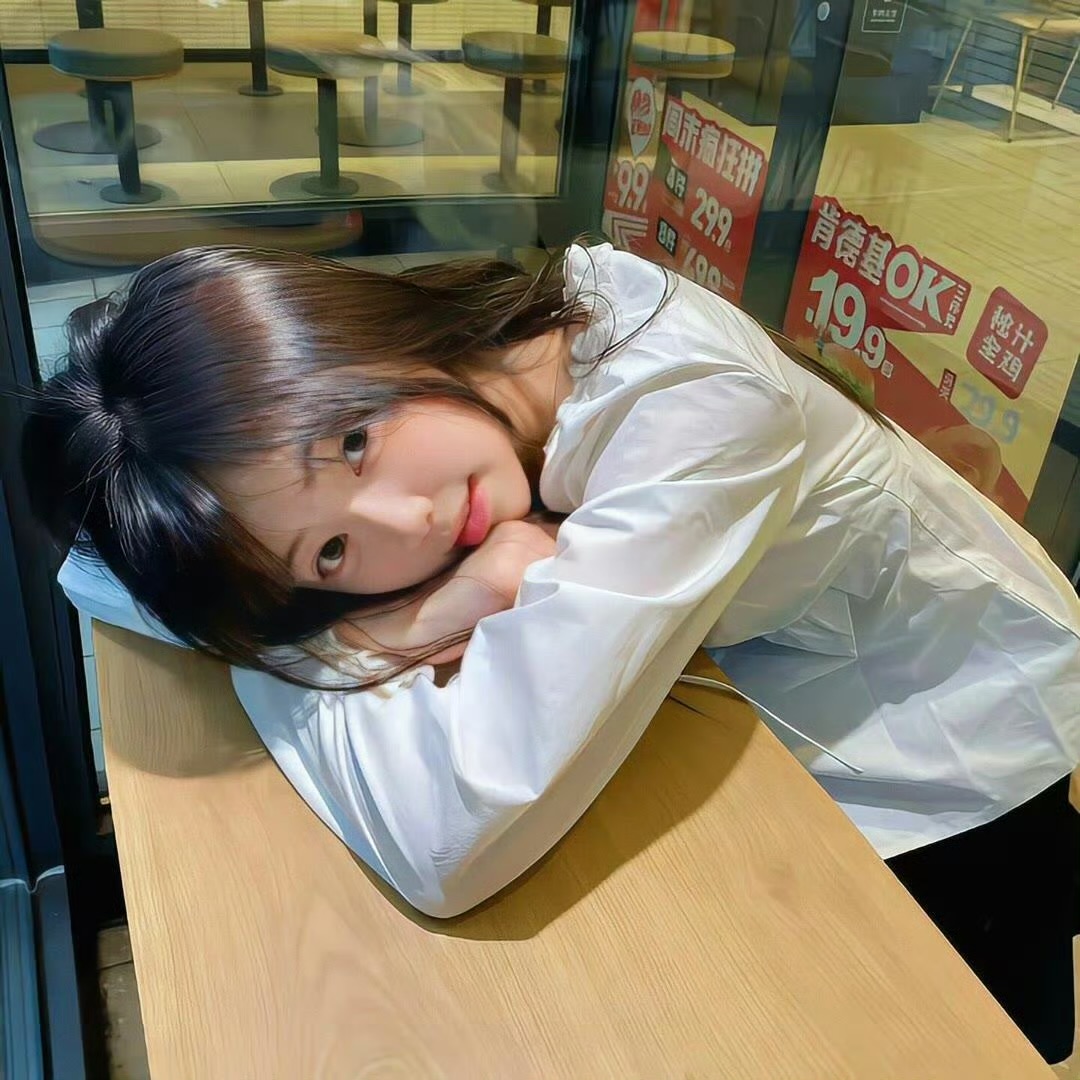 贺州伴游女生沈雨晴的资料