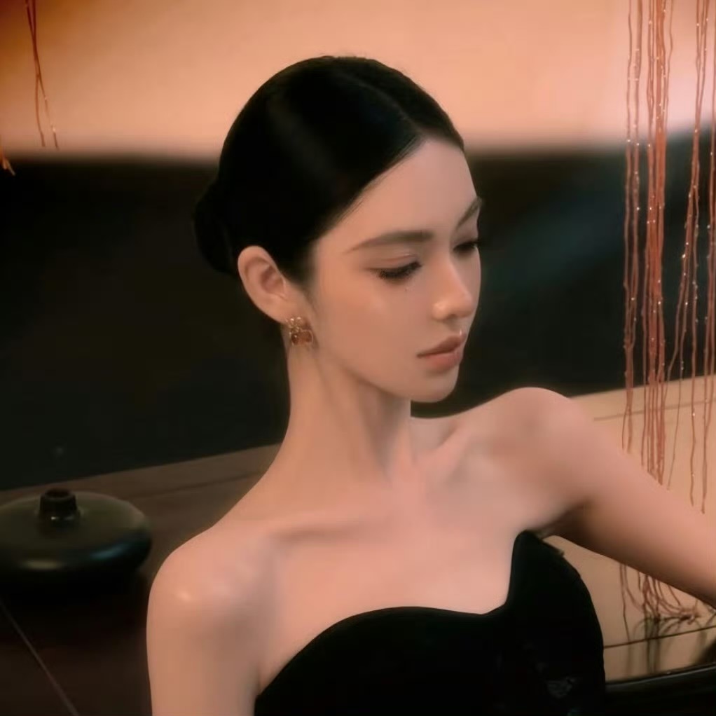贺州伴游女生 | Emily的资料